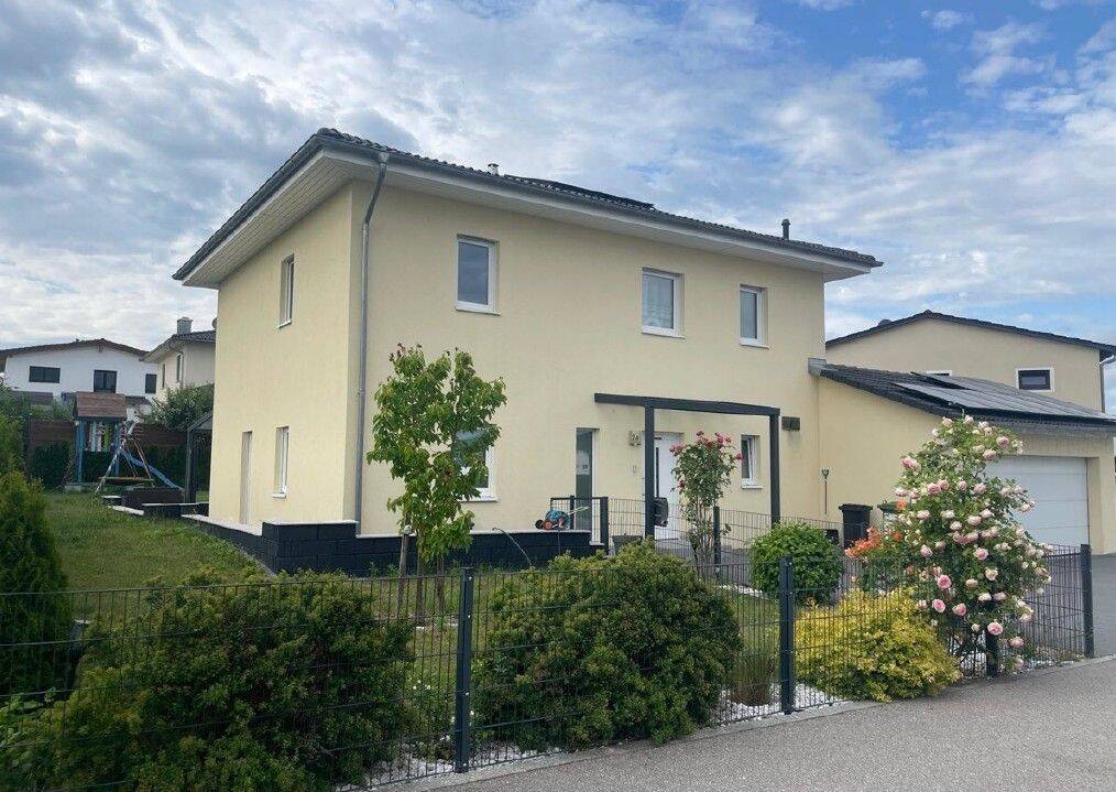 Wohlfühlwohnen in Maxhütte-Haidhof – Einfamilienhaus mit Platz für die ganze Familie!, 93142 Maxhütte-Haidhof