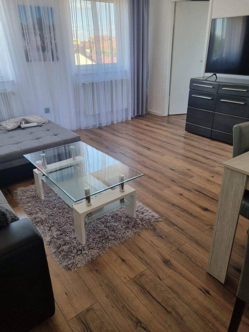 3-Zimmer-Wohnung mit Aufzug, Einbauküche, Keller & Provisionfrei- zentral in Nürnberg-Wöhrd, 90489 Nürnberg (Gärten bei Wöhrd Rennweg Veilhof Wöhrd)