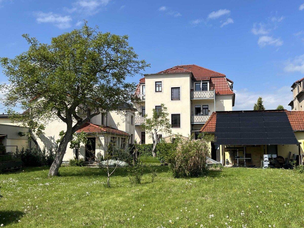 MFH + EFH mit viel Potential in Radebeul-West, 1445 Radebeul