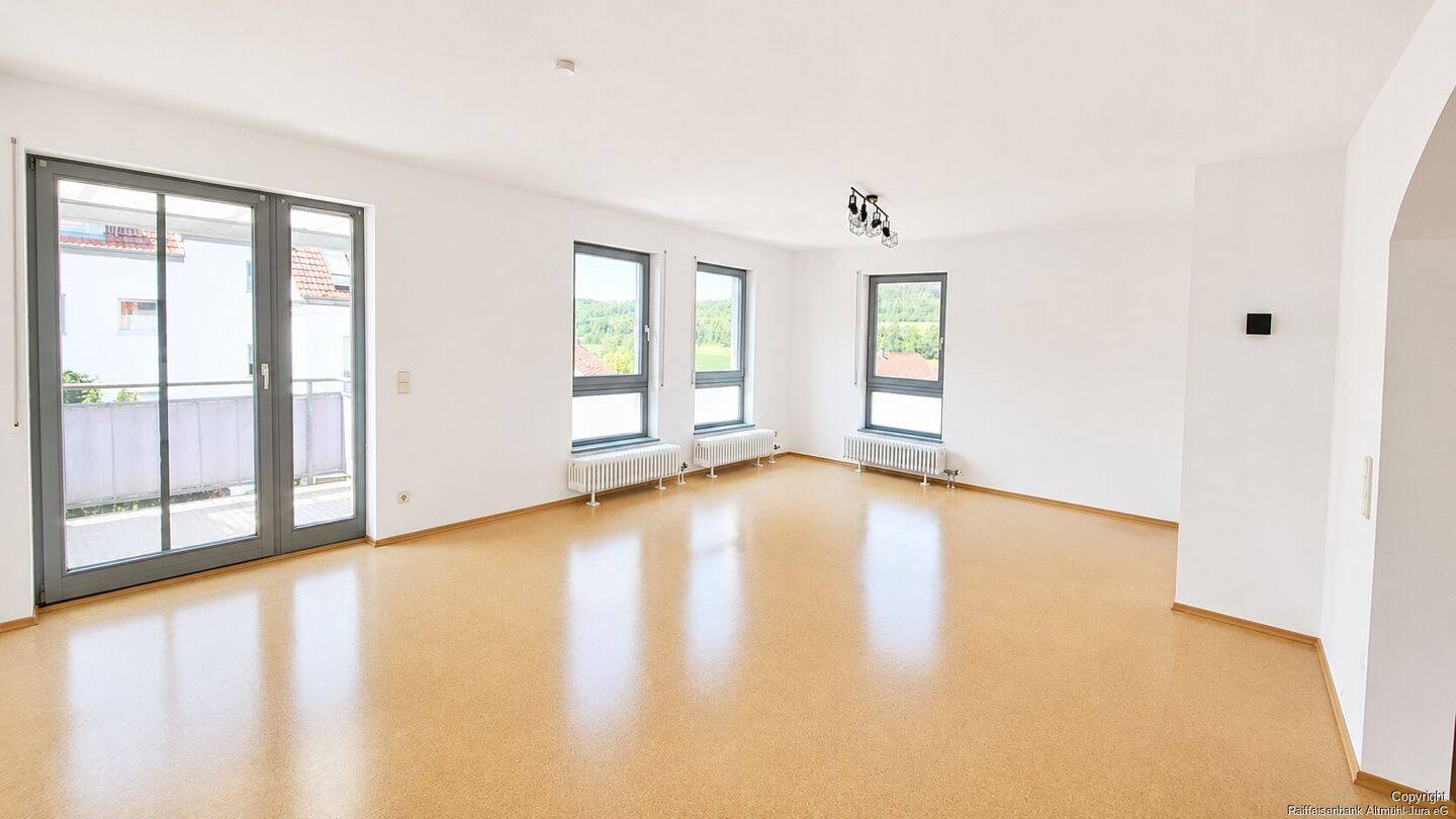 Wohnen mit Wohlfühlfaktor – 2-Zimmer-Wohnung mit Balkon und Garage in Greding, 91171 Greding