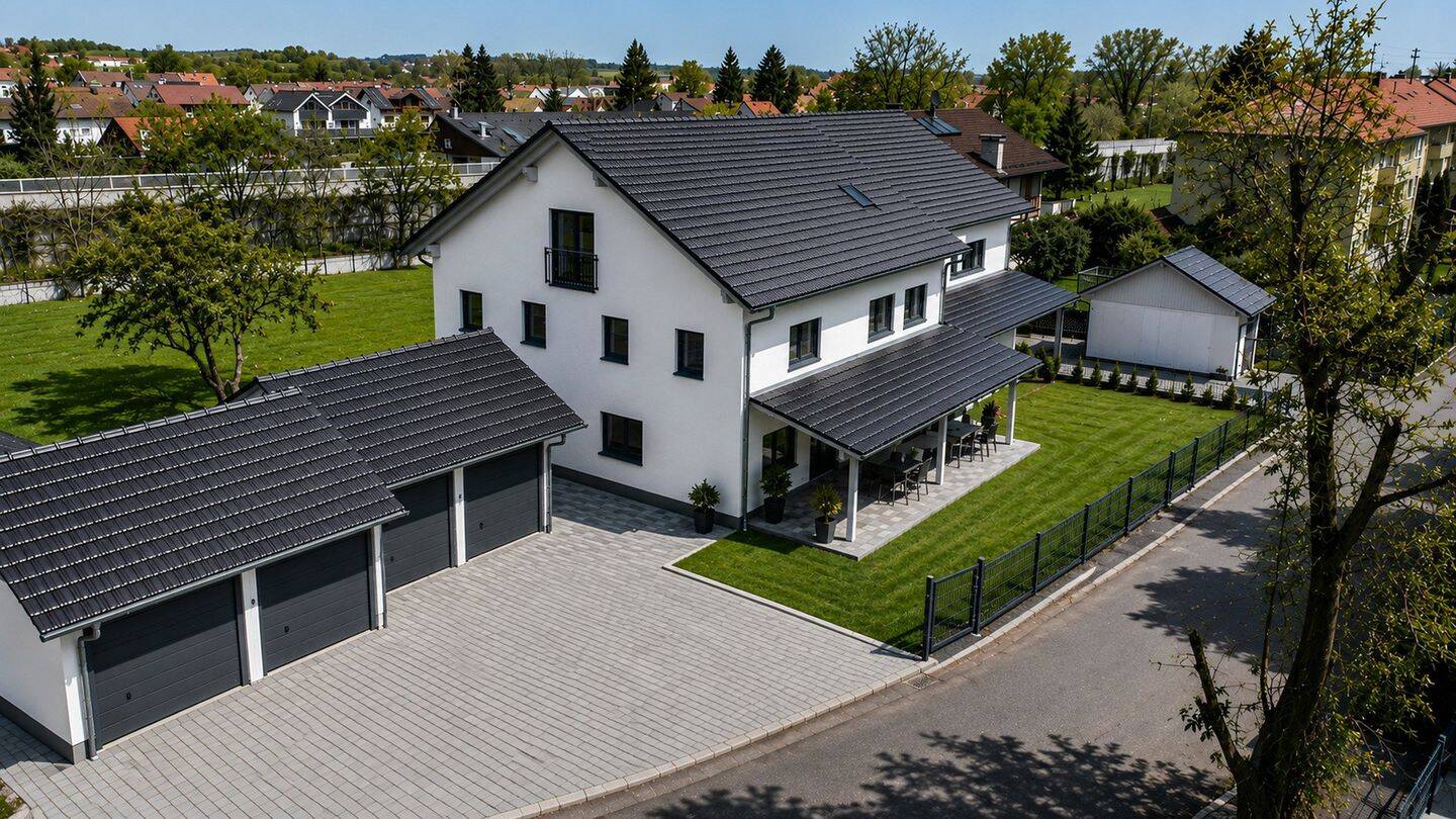 Exklusive Neubau-Doppelhaushälfte – PV, Wallbox, Kühlung, 2 Garagen – Ampfing, 84539 Ampfing