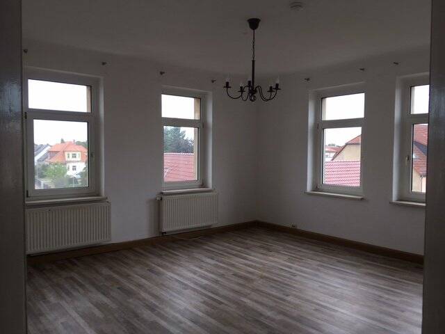 Sonnige 2-Zimmer-Wohnung, 4880 Dommitzsch
