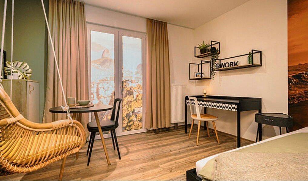 Voll möbliertes Apartment mit privater Terrasse. Flexible Einzugs- und Auszugsdaten, 64295 Darmstadt (Darmstadt)