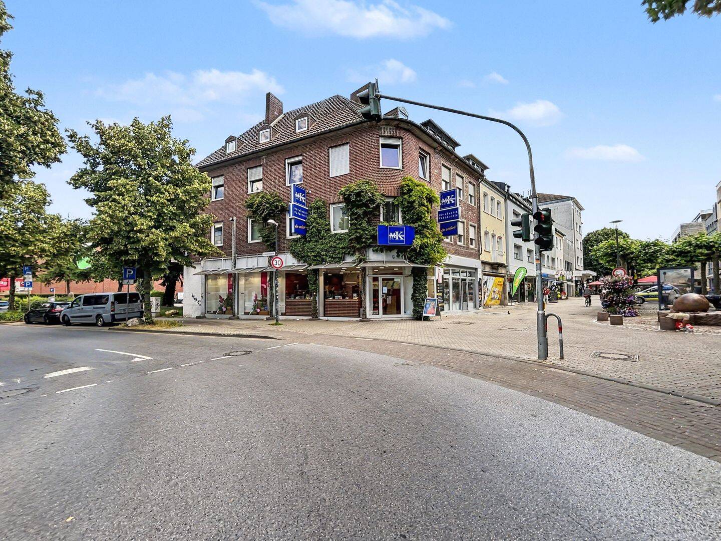 Wohn- und Geschäftshaus in 1A-Innenstadtlage von Düren, 52349 Düren