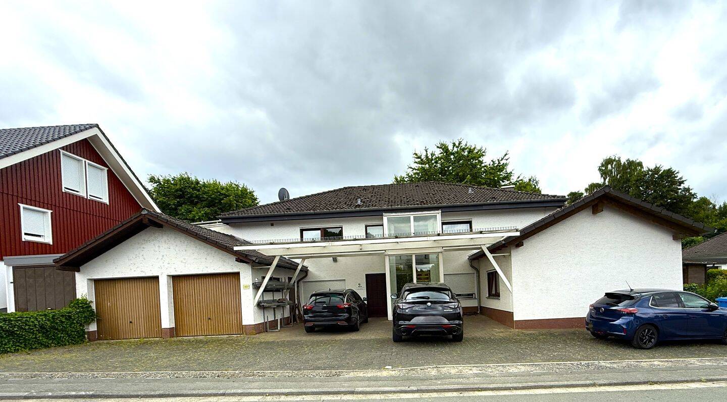 Einfamilienhaus mit Einliegerwohnung in bester Lage – PROVISIONSFREI, 35066 Frankenberg (Eder)