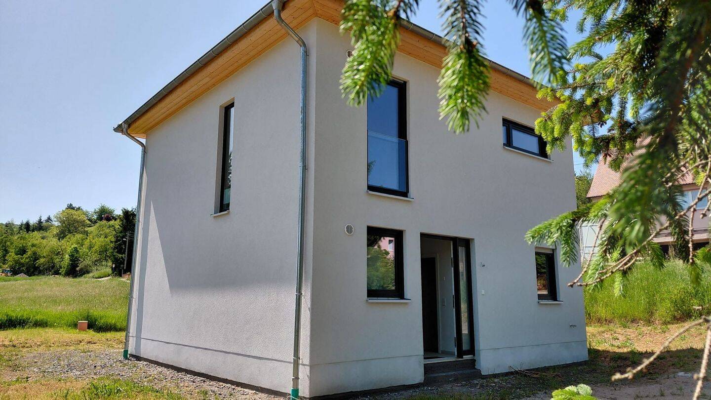 Neues Eigenheim mit traumhaften Grundstück zu verkaufen, 7743 Jena