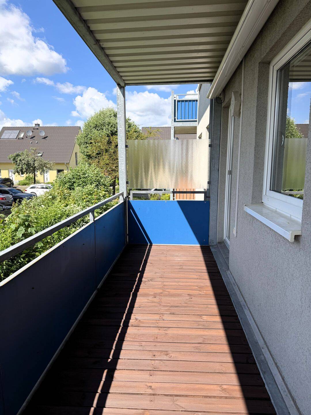 Frisch renoviert mit großem Balkon in grüner Toplage, 39116 Magdeburg (Beyendorfer Grund Lemsdorf Ottersleben Sudenburg)