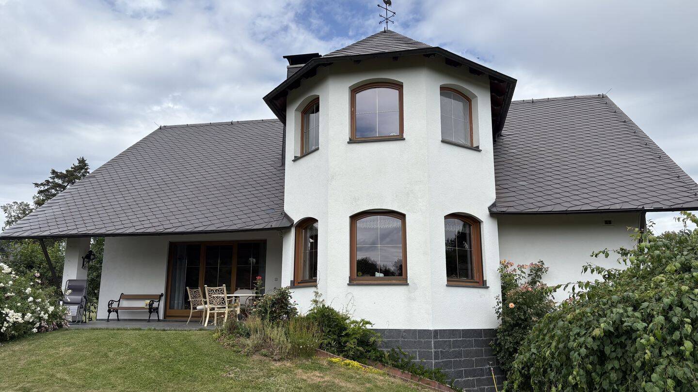 Wohnen im Grünen – Großzügiges Einfamilienhaus mit Obstgarten und Traumterrasse, 7907 Schleiz