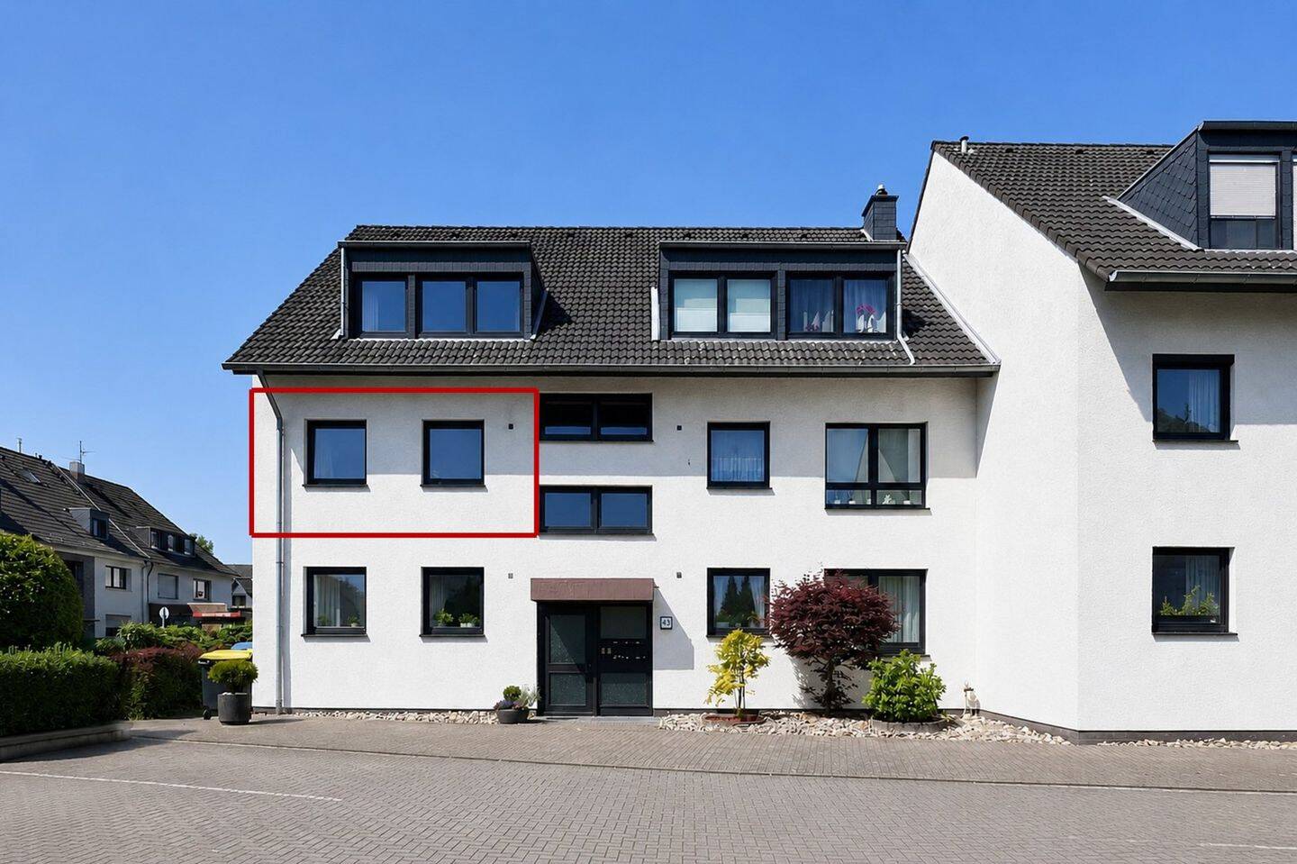 Einziehen oder Vermieten-Gepflegte 3-Zimmerwohnung mit Balkon und Tiefgaragenstellplatz in TOP-Lage!, 51069 Köln (Mülheim Dellbrück Dünnwald Höhenhaus)