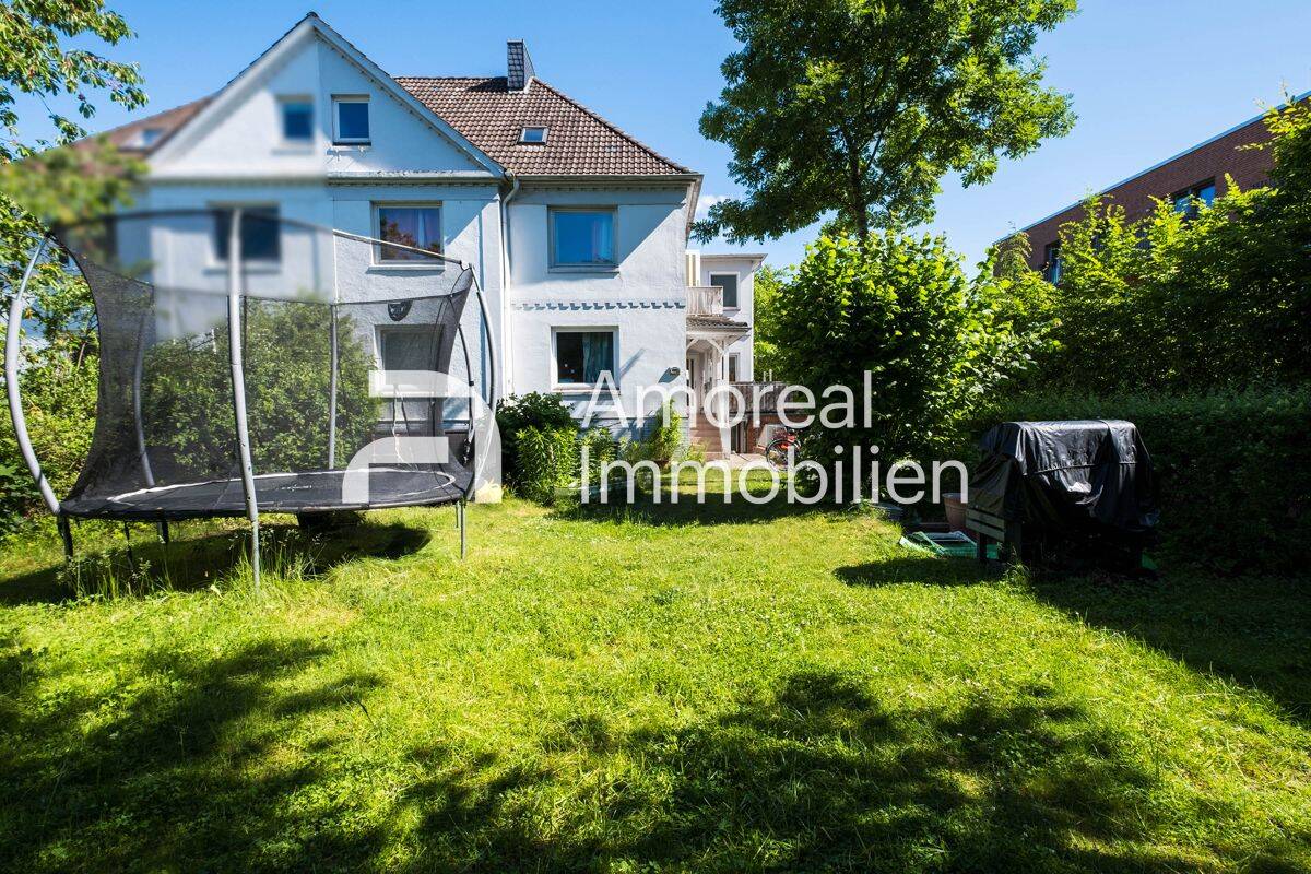 Mehrfamilienhaus mit Entwicklungspotential im Hamburger Westen, 22589 Hamburg (Altona Blankenese Iserbrook Osdorf Sülldorf)
