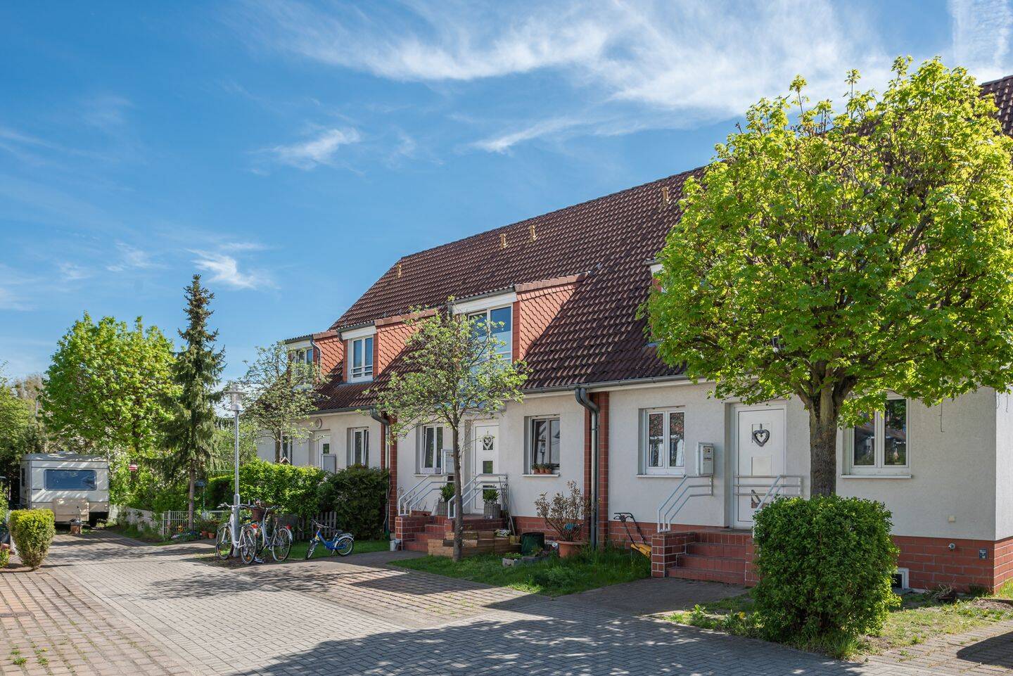 Vermietetes Reihenendhaus mit Garten und idyllischem Ausblick – Provisionsfrei, 14624 Dallgow-Döberitz
