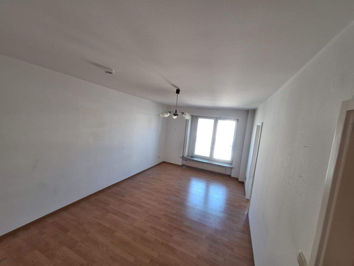 Erstbezug nach Sanierung! Klassische 1 Zimmer Wohnung mit Balkon im Herzen von Haidhausen!, 81667 München (Au-Haidhausen)