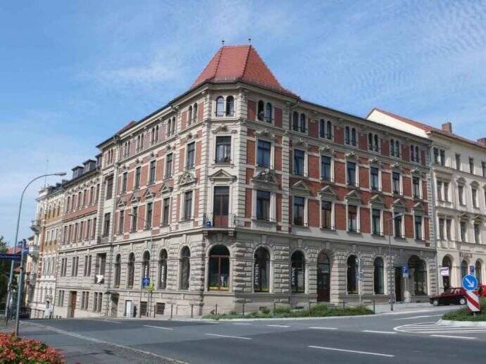 Aufzug vorhanden! Schöne 2-Raum-Wohnung mit EBK & Aufzug in zentraler Lage, 2763 Zittau