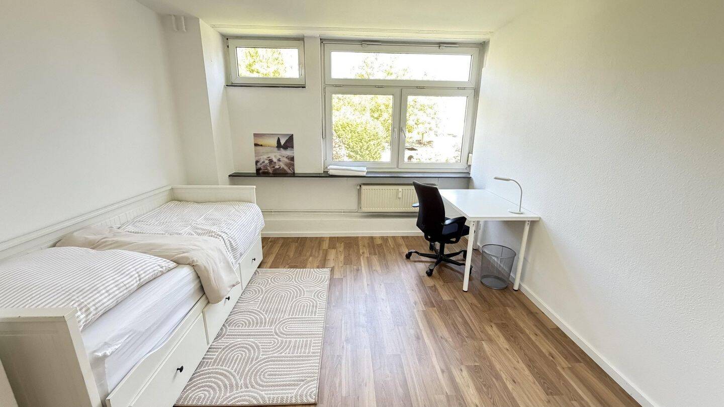 First occupancy after renovation: SunShineApartment, Flatshare in the heart of frankfurt, 60439 Frankfurt am Main (Heddernheim Kalbach Niederursel Praunheim)