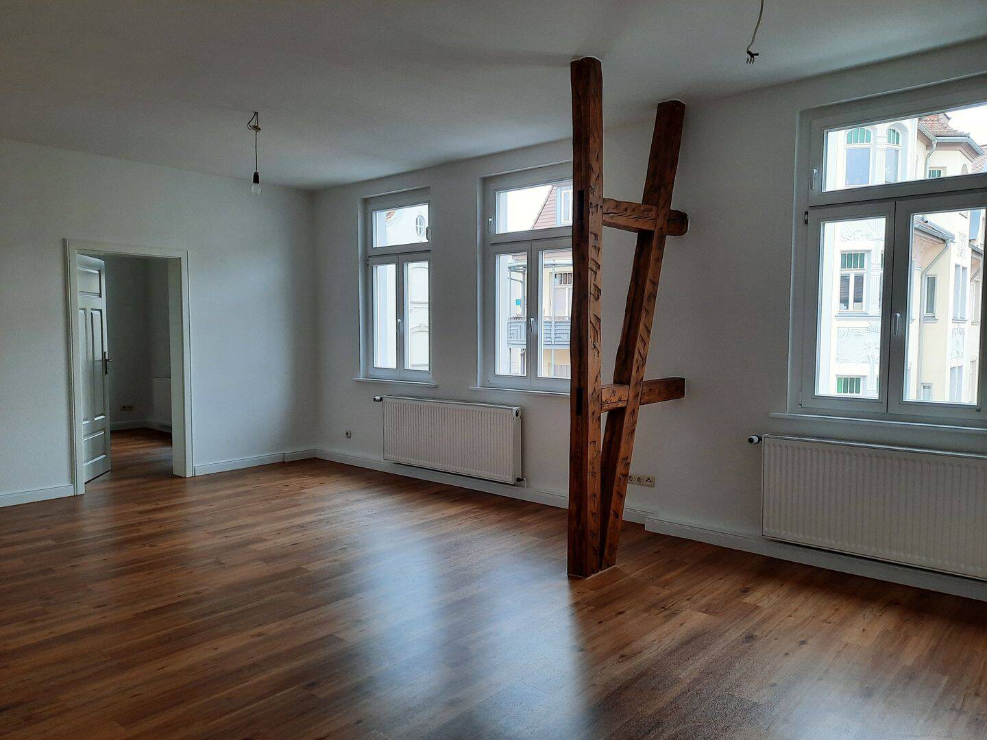 Schöne 3- Zimmer- Altbauwohnung mit Balkon im Gründerzeithaus, 99423 Weimar (Altstadt Innenstadt Nordvorstadt Südstadt Westvorstadt)
