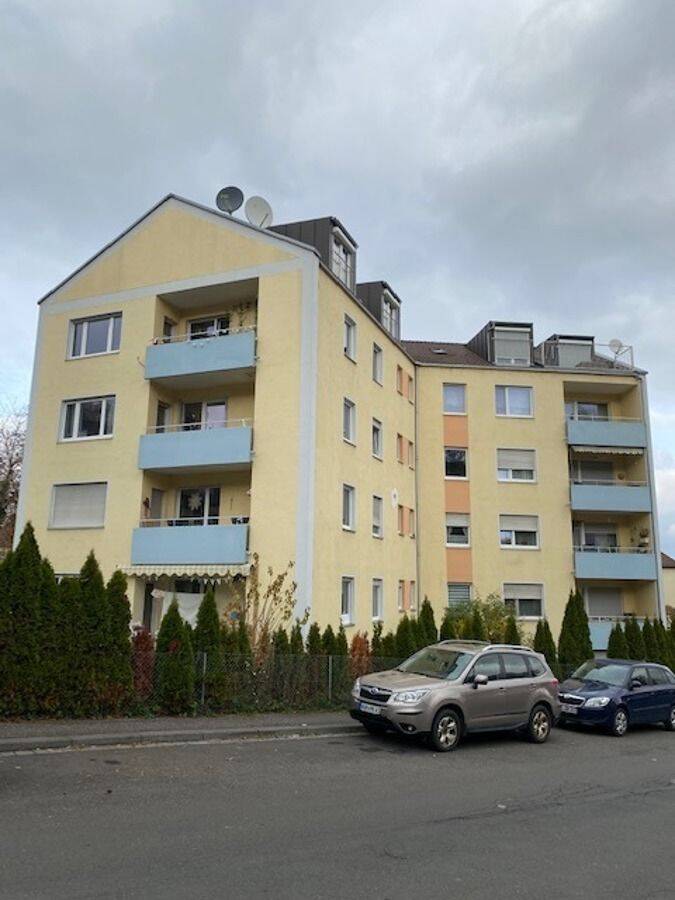 3 Zi.-Whg. mit Balkon, Garage und Stellplatz in Würzburg zu verkaufen, 97074 Würzburg (Frauenland Sanderau)