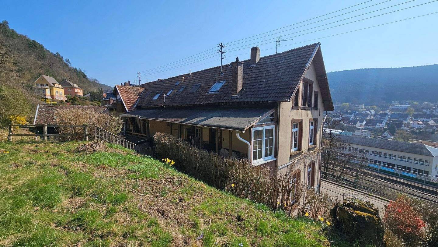 Großes Gründerzeithaus in Südlage mit eigenem Waldareal, 67466 Lambrecht (Pfalz)