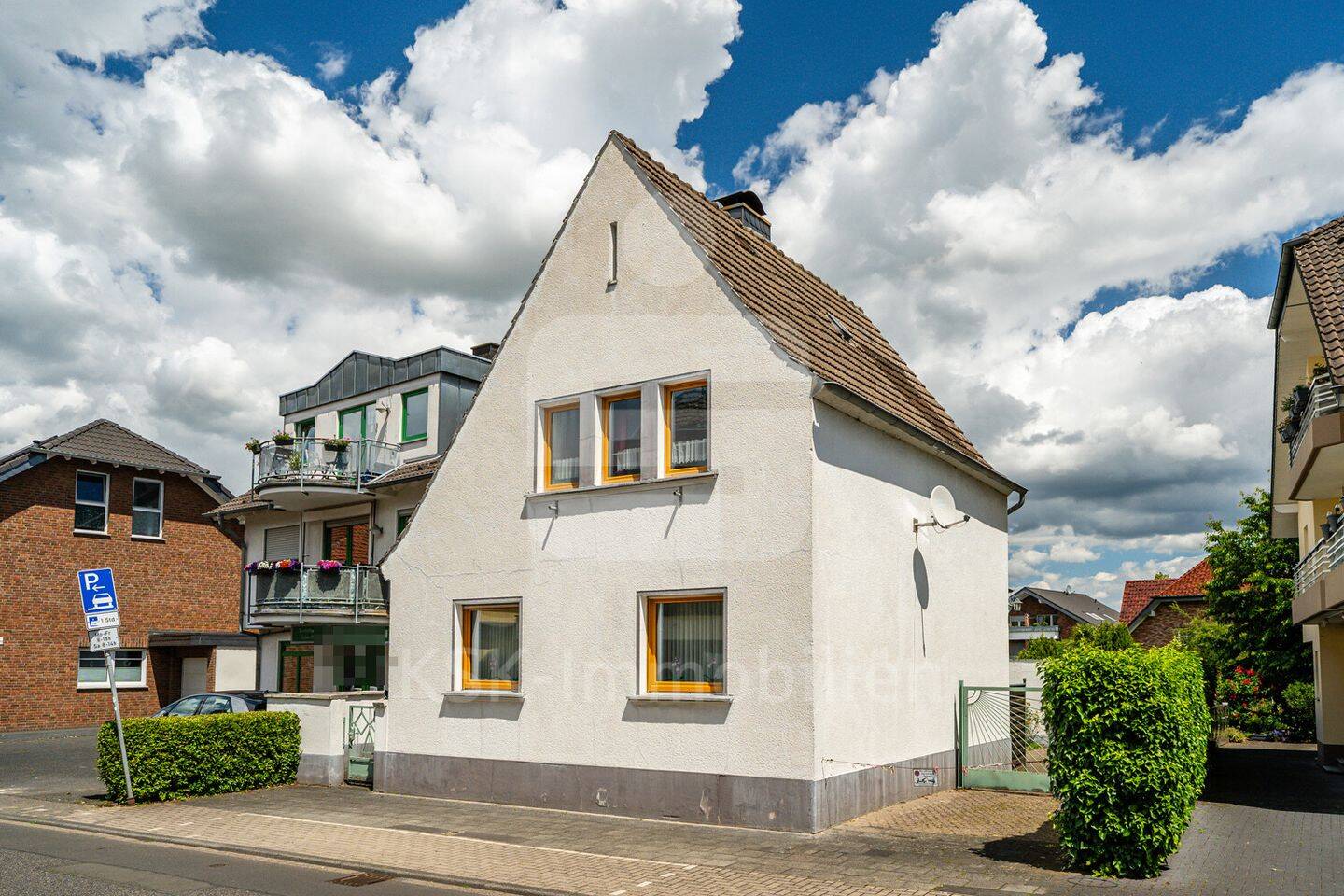 Zentral gelegenes Haus mit Potential!, 53859 Niederkassel
