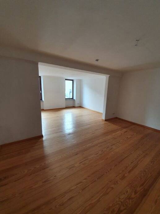 Gepflegtes, renoviertes Einzimmer Apartment mit Einbauküche, 66280 Sulzbach/Saar