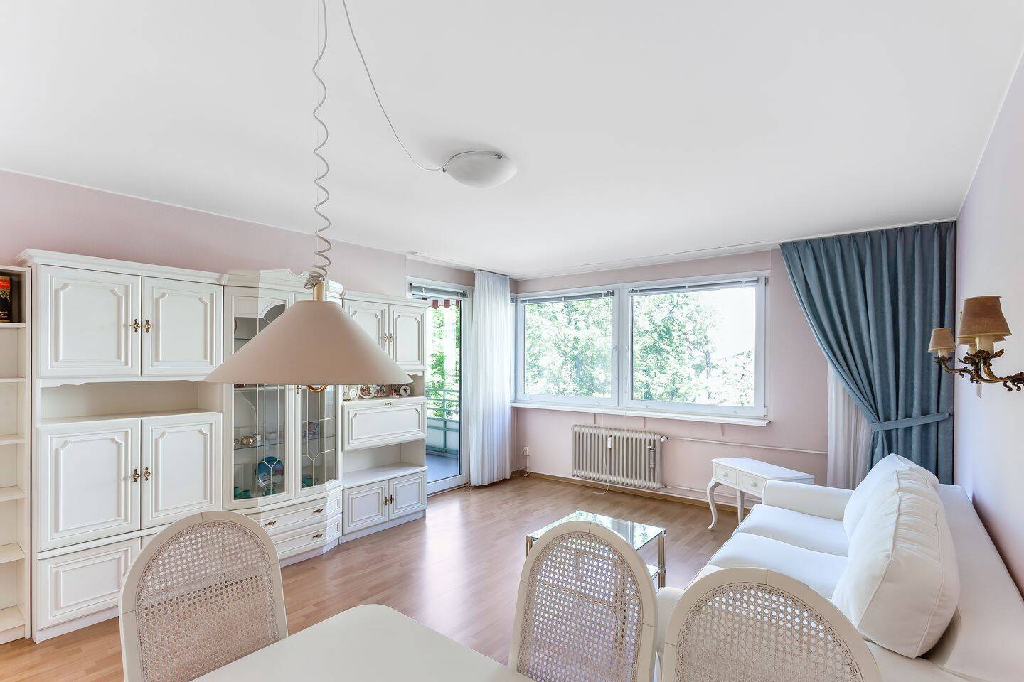 Bezugsfreie 2-Zimmer-Wohnung mit Aufzug und Loggia im idyllischen Westend, 14052 Berlin (Charlottenburg-Wilmersdorf Spandau Westend)