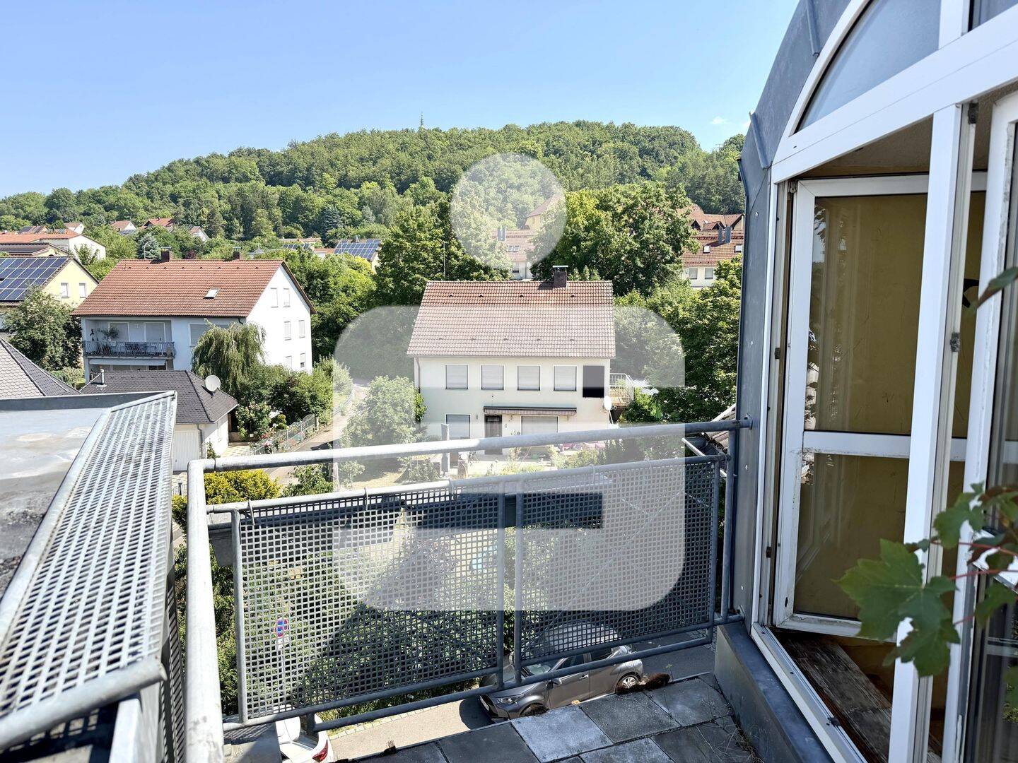 Gemütliches Nest für Singles! 1-Zimmer-Dachgeschosswohnung mit TG-Stellplatz in Sulzbach-Rosenberg, 92237 Sulzbach-Rosenberg