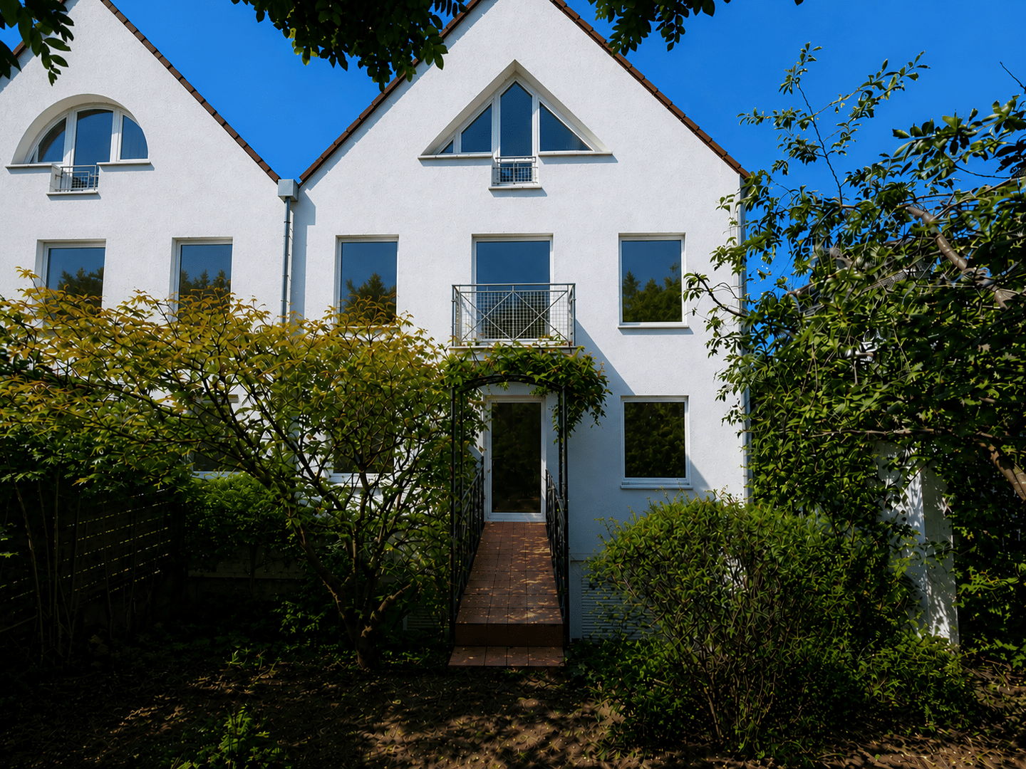 Hermann Immobilien: Familienparadies mit viel Platz und flexiblen Nutzungsmöglichkeiten in Hanau-Kesselstadt, 63457 Hanau