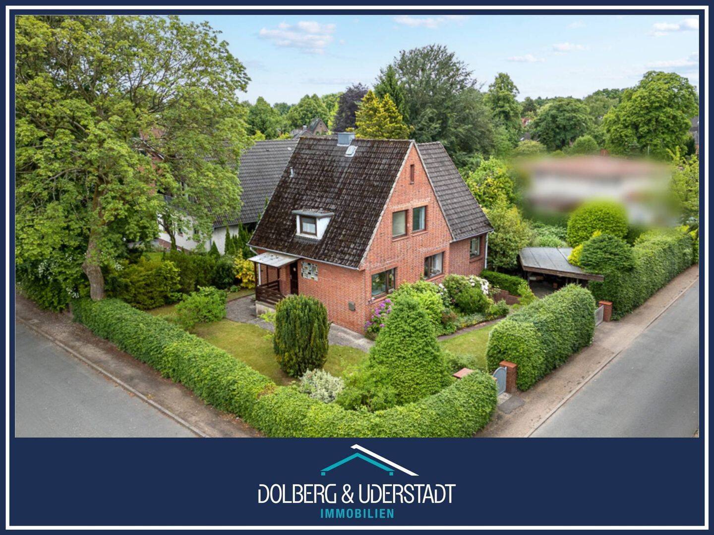 Sanierungsobjekt: Zweifamilienhaus im grünen und ruhigen Meiendorf, 22145 Hamburg (Wandsbek Farmsen-Berne Rahlstedt)