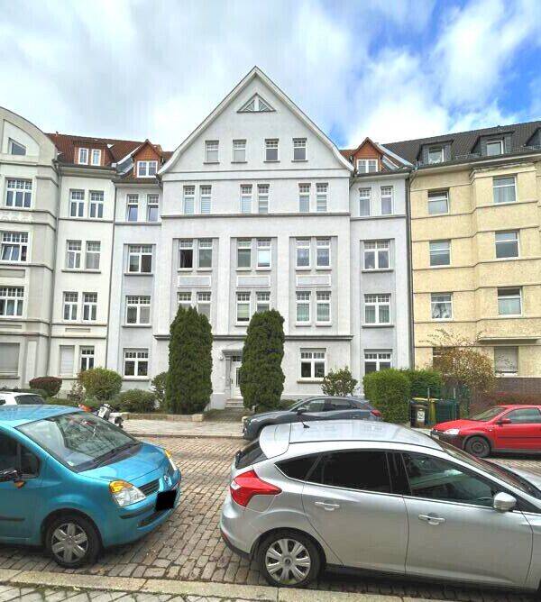 Traumhaft großzügig: 4 Zimmer, Balkon und viel Platz zum Wohlfühlen!, 99085 Erfurt (Daberstedt Hohenwinden Ilversgehofen Johannesvorstadt Krämpfervorstadt)