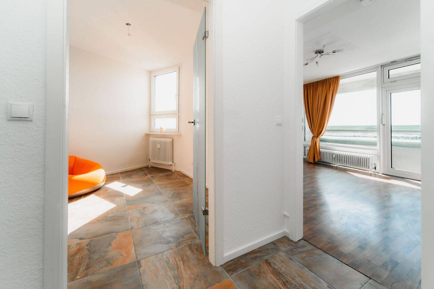 Wohnen mit Weitblick – bezugsfertige, renovierte 4-Zimmer-Wohnung im 22. Obergeschoss, 68309 Mannheim (Käfertal Vogelstang)
