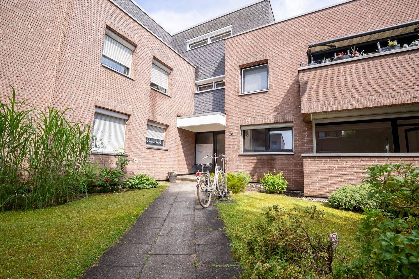 Wohnung mit Entwicklungspotential in Hamburg-Bramfeld, 22177 Hamburg (Wandsbek Bramfeld Steilshoop)