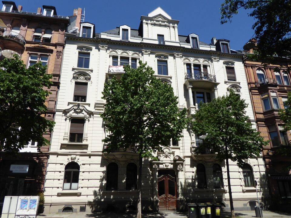 Traumhafte, möblierte Erdgeschoss-Altbauwohnung mit Gartenidylle!, 65183 Wiesbaden (Wiesbaden)