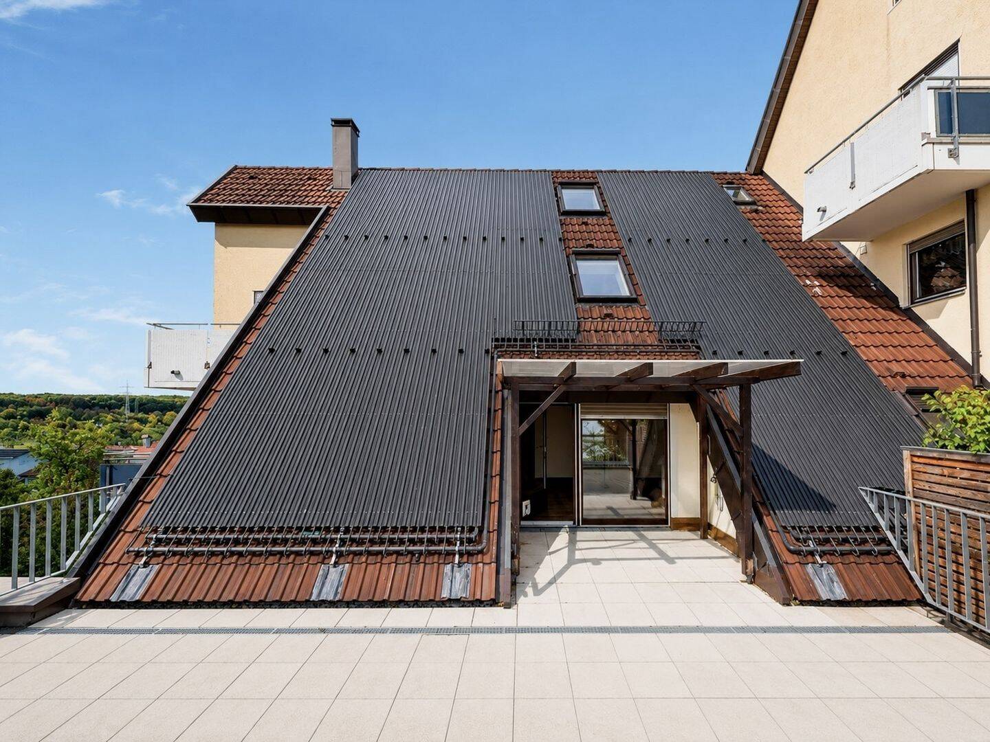 Exklusives Wohnen: Maisonette mit XL-Dachterrasse und TG-Stellplatz!, 73230 Kirchheim unter Teck