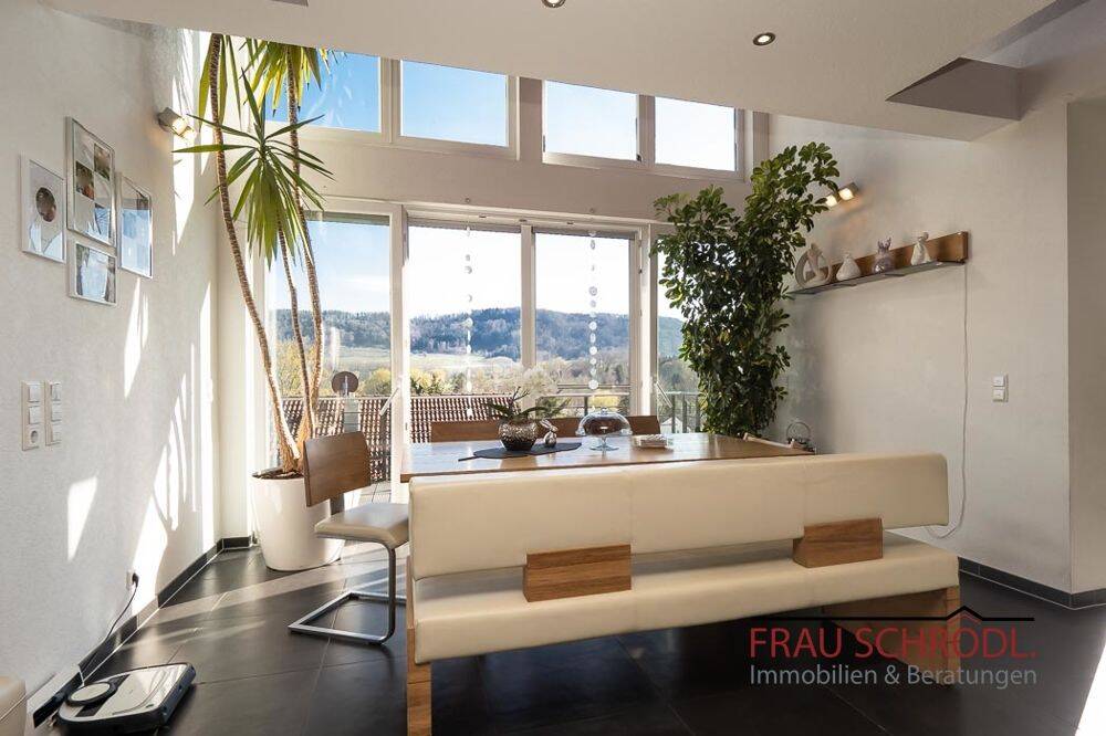 Traumhaftes Zweifamilienhaus mit Panoramaausblick – Wohnen für Generationen Rielasingen-WORBLINGEN, 78239 Rielasingen-Worblingen
