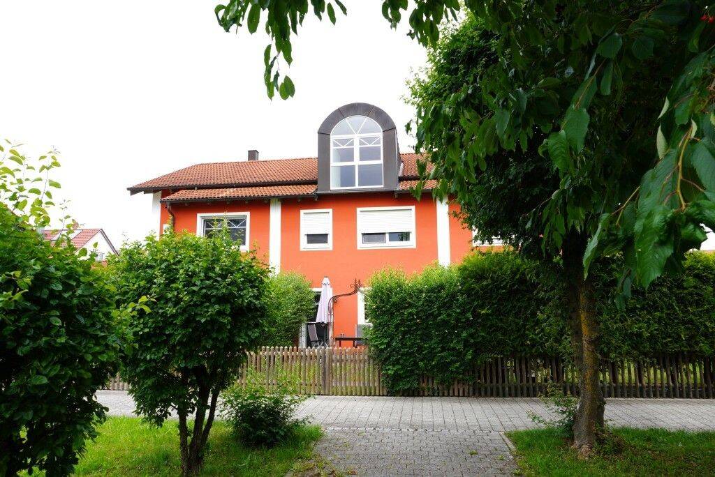Berglern- Mitterlern b.ED-schönes RMH mit Garten und Garage, 85459 Berglern