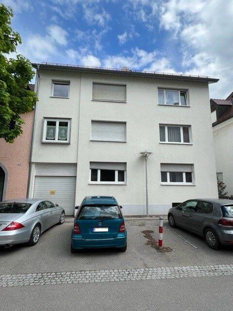 4 Familienhaus mit Ausbaupotential und tollem Garten in See- und stadtnaher Wohnlage …, 88045 Friedrichshafen