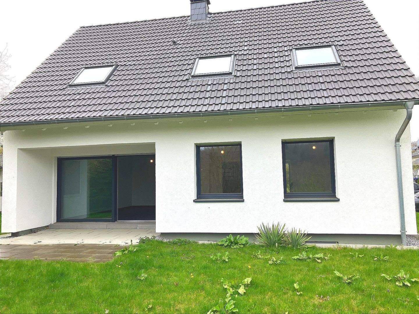 Top saniertes energetisches freistehendes Einfamilienhaus mit Garage und Stellplatz in Herdecke-Kirchende zu vermieten, 58313 Herdecke