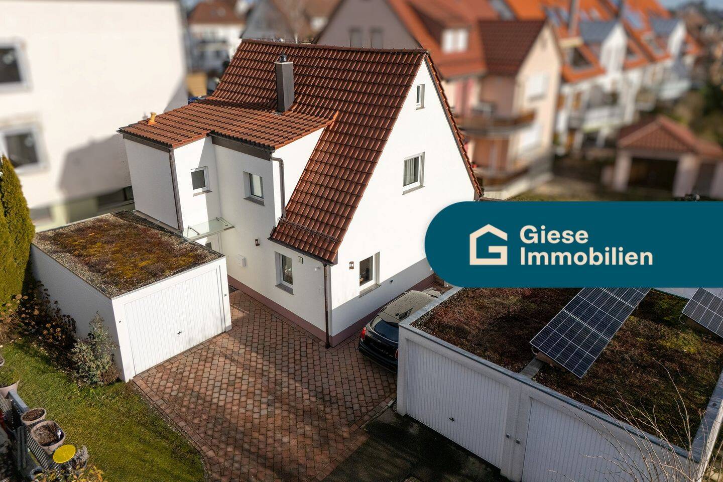 Haus mit Potential: Sanierung (Hausschwamm) oder Neubau, 70563 Stuttgart (Vaihingen)