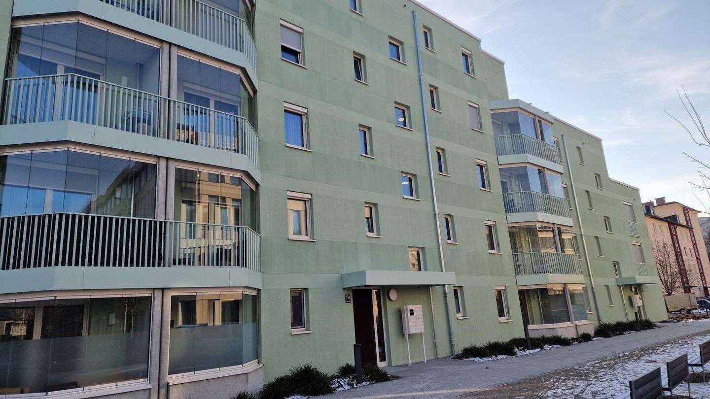 Moderne 4-Zimmer-Wohnung in München mit Balkon und Tiefgarage, 80809 München (Milbertshofen-Am Hart Neuhausen-Nymphenburg Schwabing-West)