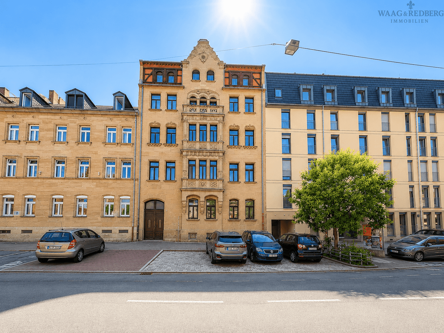 Lichtdurchflutete und renovierte 3-Zimmer-Altbauwohnung in zentraler Lage der Fürther Südstadt, 90763 Fürth (Südstadt Weikershof)