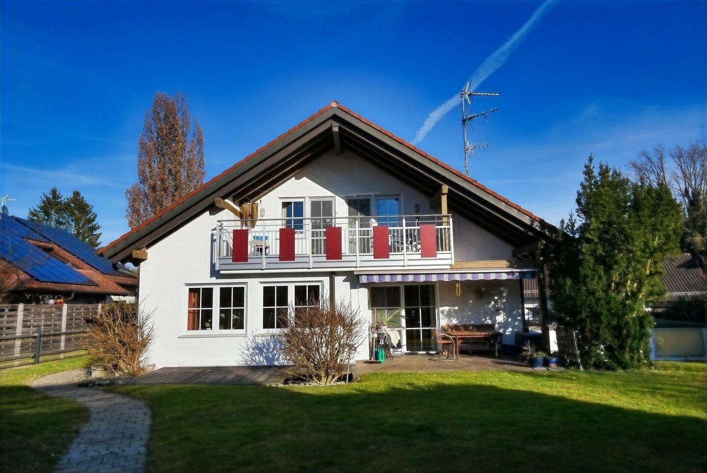 Einfamilienhaus mit Einliegerwohnung und viel Platz für Hobby, Camper oder Lager, 88284 Wolpertswende