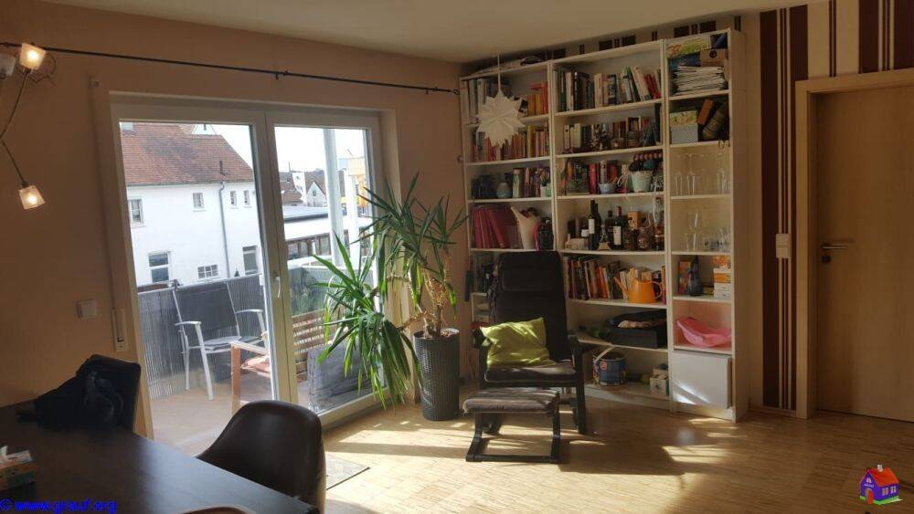 ***GEPFLEGTE 3 ZIMMER, BALKON, EBK, CARPORT UND STELLPLATZ***, 91522 Ansbach