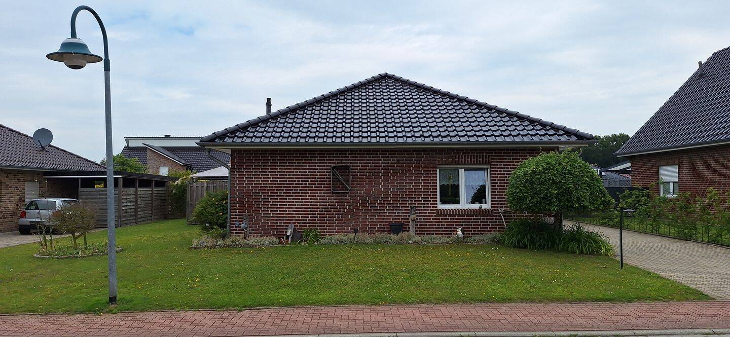 Zentrales Wohnen in Weener – Bungalow in ruhiger Wohnlage!, 26826 Weener