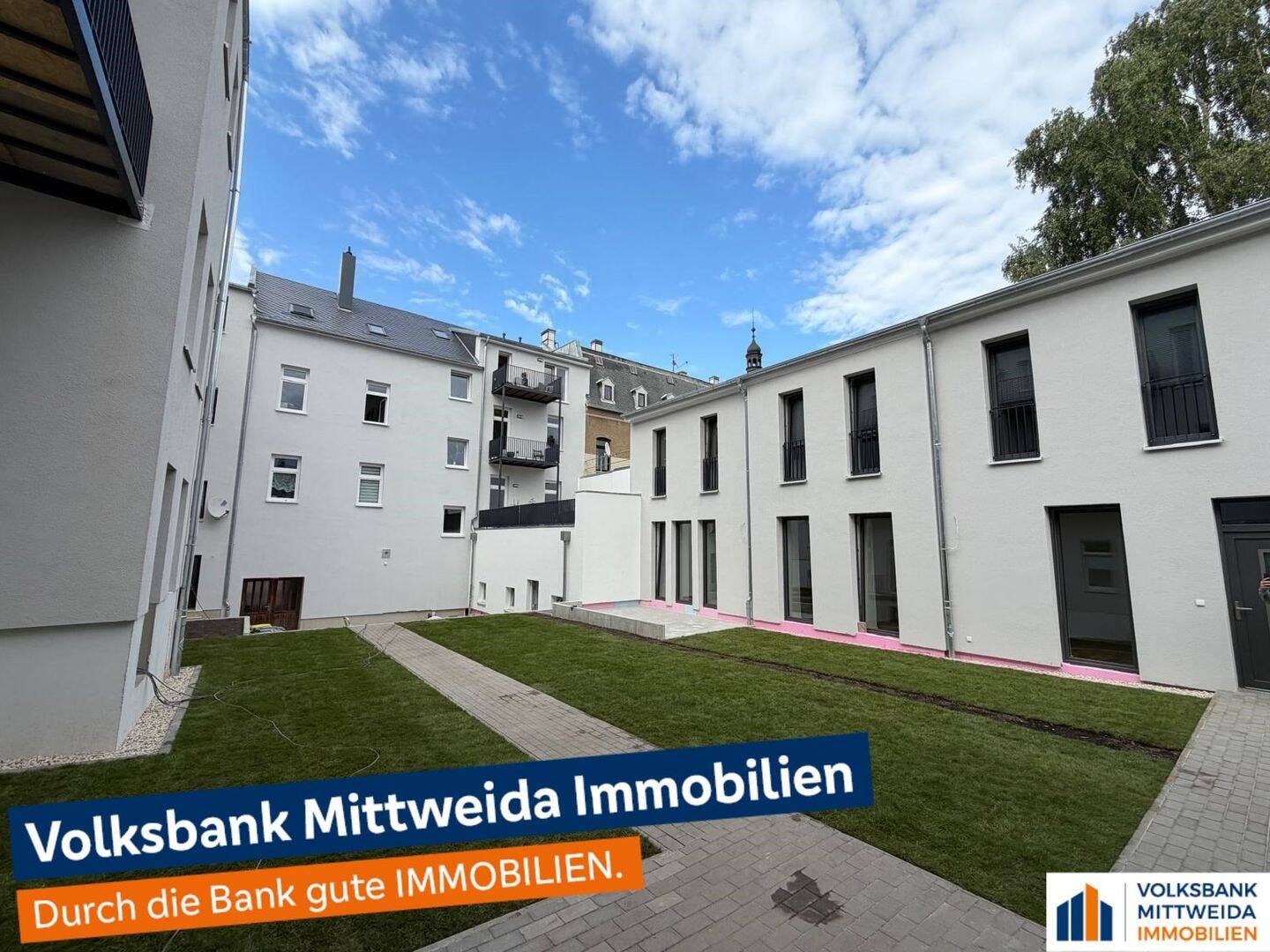 Historischer Charme trifft modernen Wohnkomfort – Dachgeschosswohnung mit Balkon, 8223 Falkenstein/Vogtl.