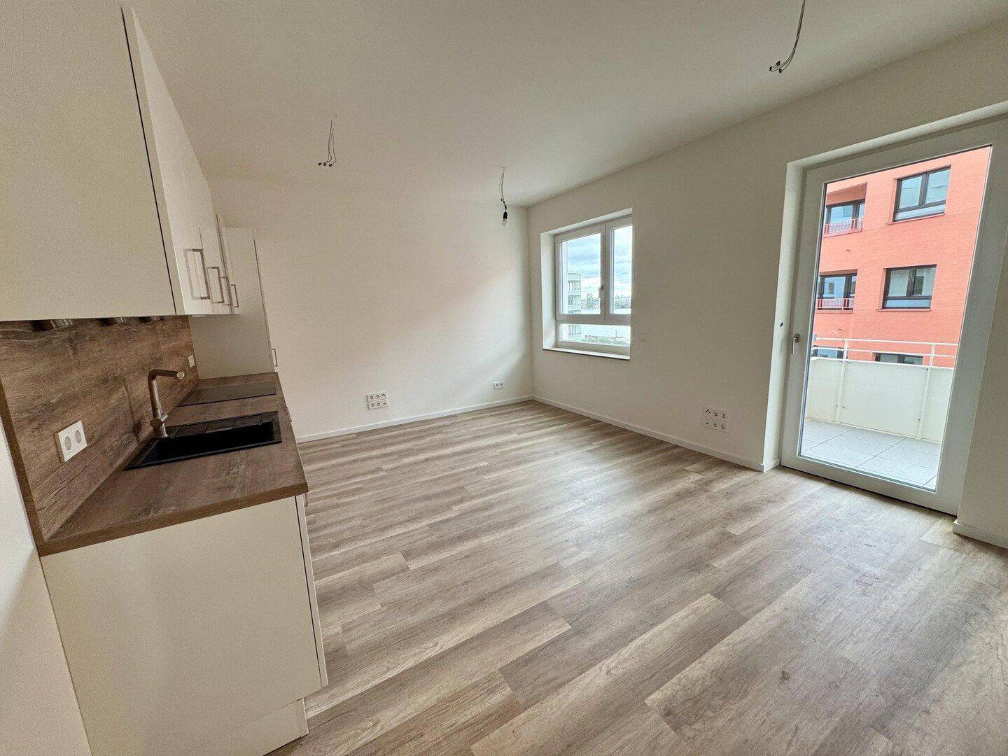 Barrierefreie Neubau 2 Zimmer Wohnung mit Blick auf die Havel, 13585 Berlin (Spandau Falkenhagener Feld Hakenfelde)