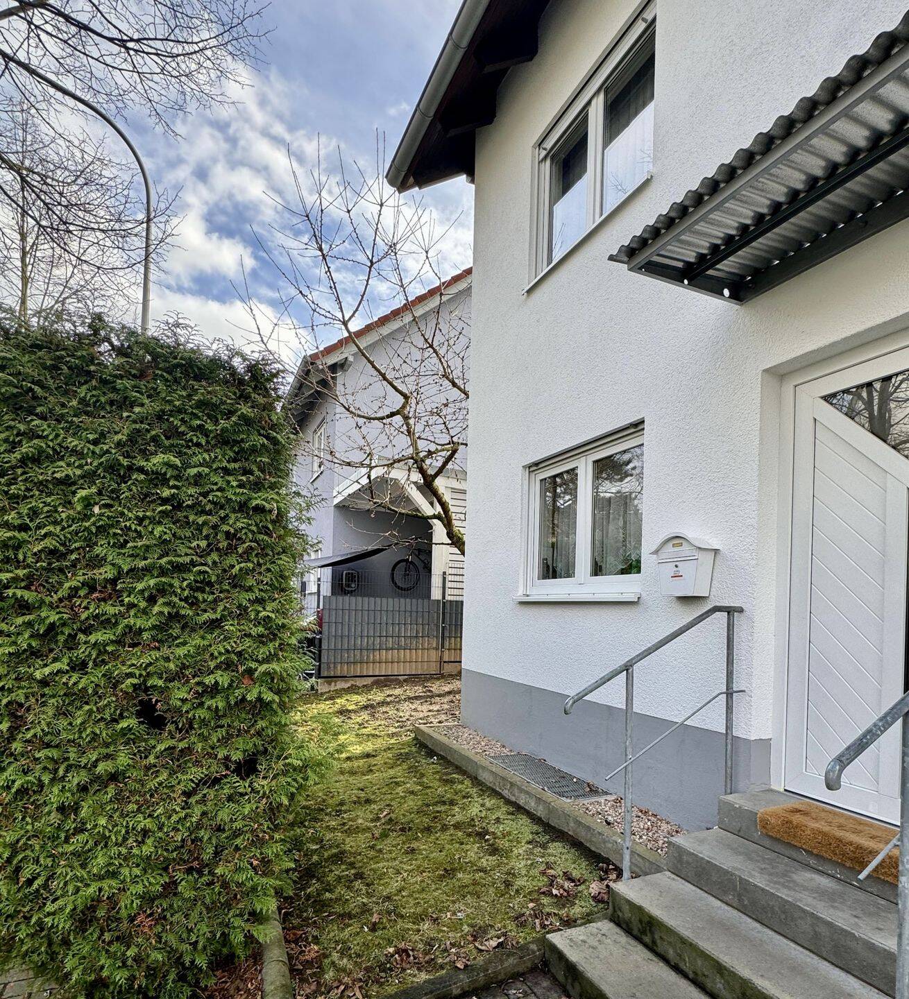 Mehr Platz zum Leben! Großzügiges Reiheneckhaus mit 5 Zimmern und Keller, 64823 Groß-Umstadt