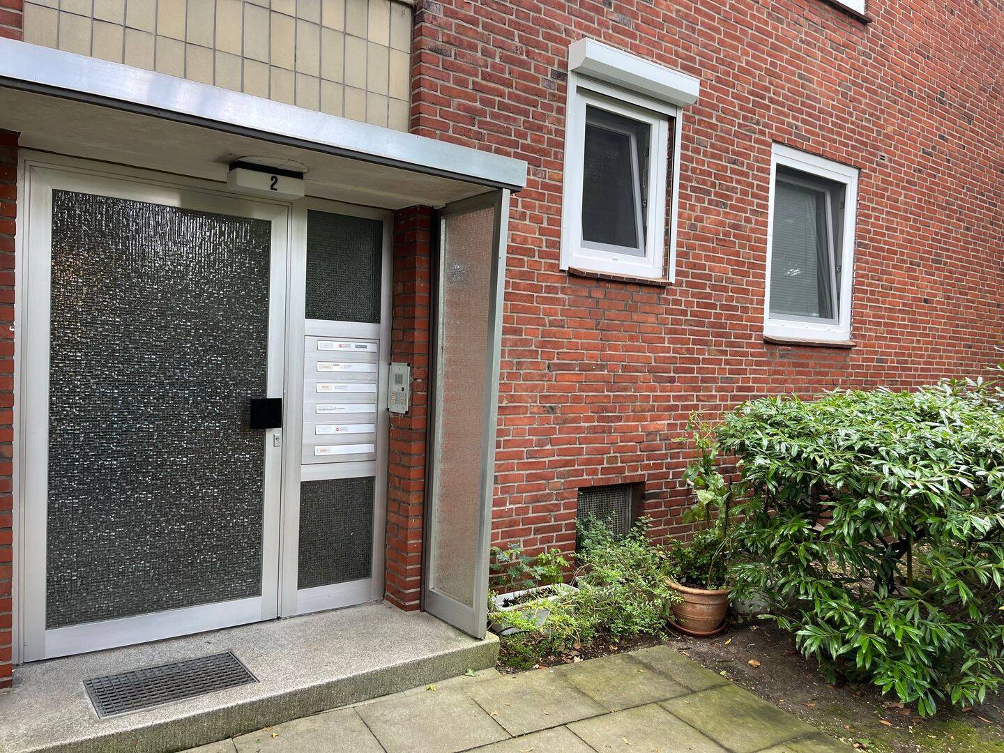 Frisch renovierte, gepflegte 3-Zimmerwohnung in HH-Nord, 22309 Hamburg (Hamburg-Nord Barmbek-Nord Bramfeld Ohlsdorf Steilshoop)