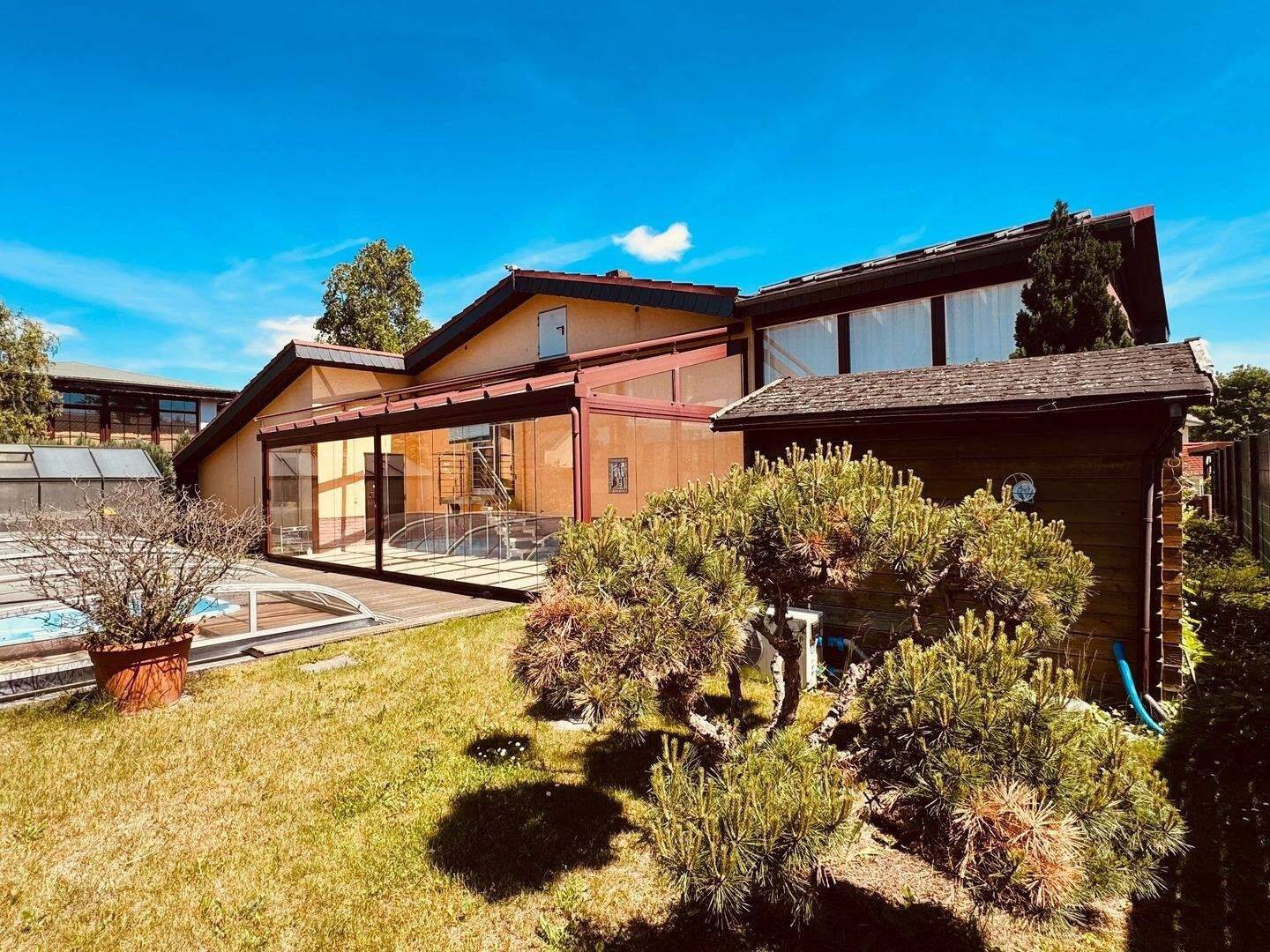 Ihr neues Zuhause mit Wellness, Pool und beeindruckendem Wohnkomfort, 14712 Rathenow