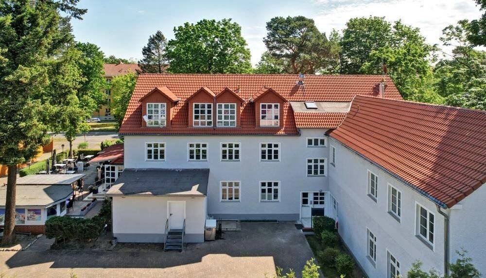 Schöne helle 2 Zimmerwohnung mit Einbauküche und Stellplatz – provisionsfrei, 15806 Zossen