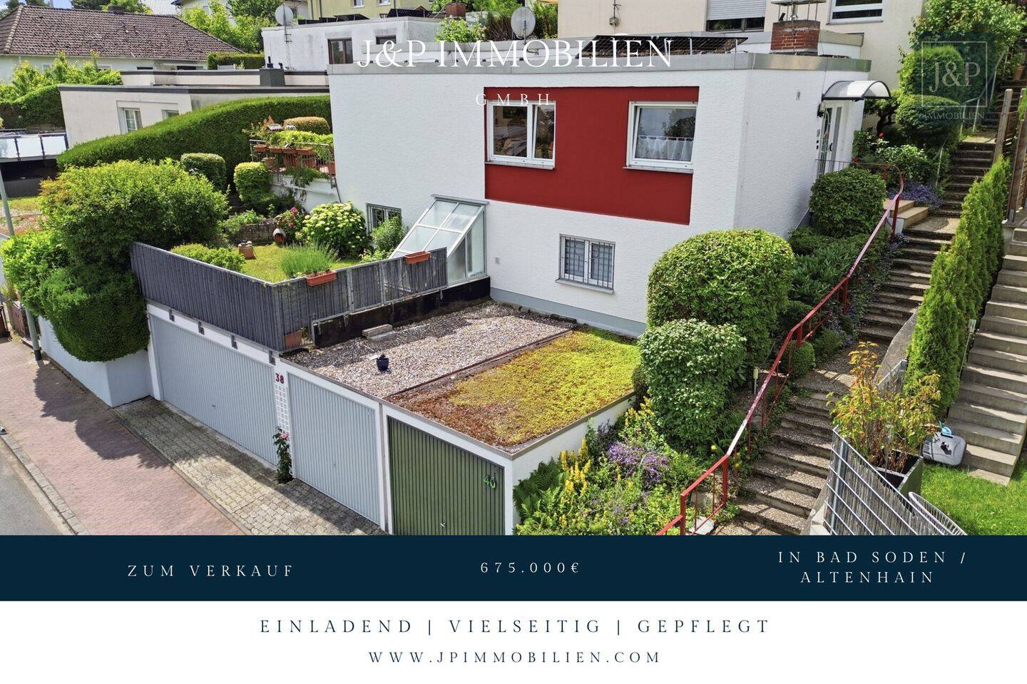 Modernes Familienzuhause im Bungalowstil mit Terrasse, Garten & 3 Garagen, 65812 Bad Soden am Taunus