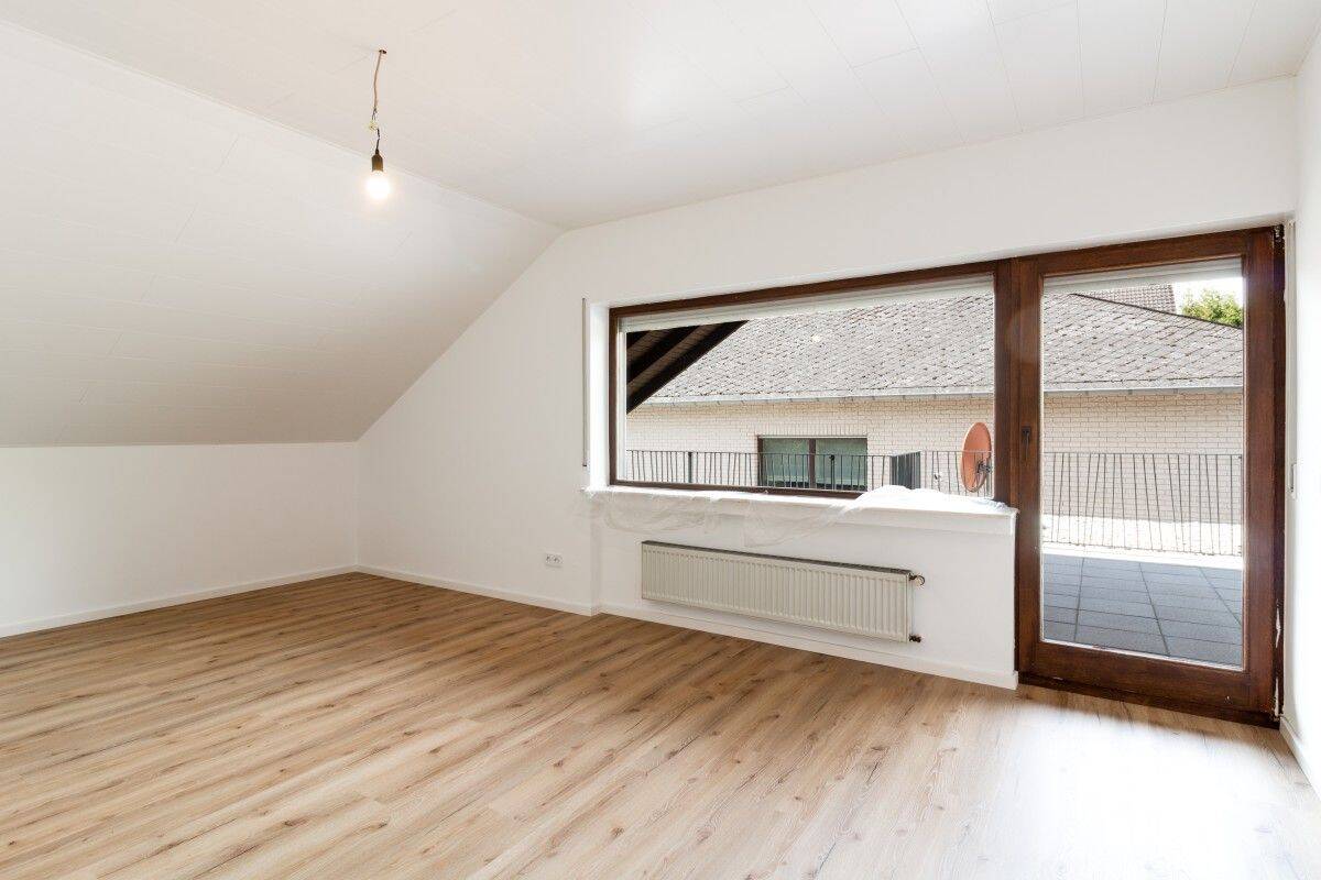 Renovierte 3-Zimmer Wohnung in ruhiger Lage von Pellingen, 54331 Oberbillig